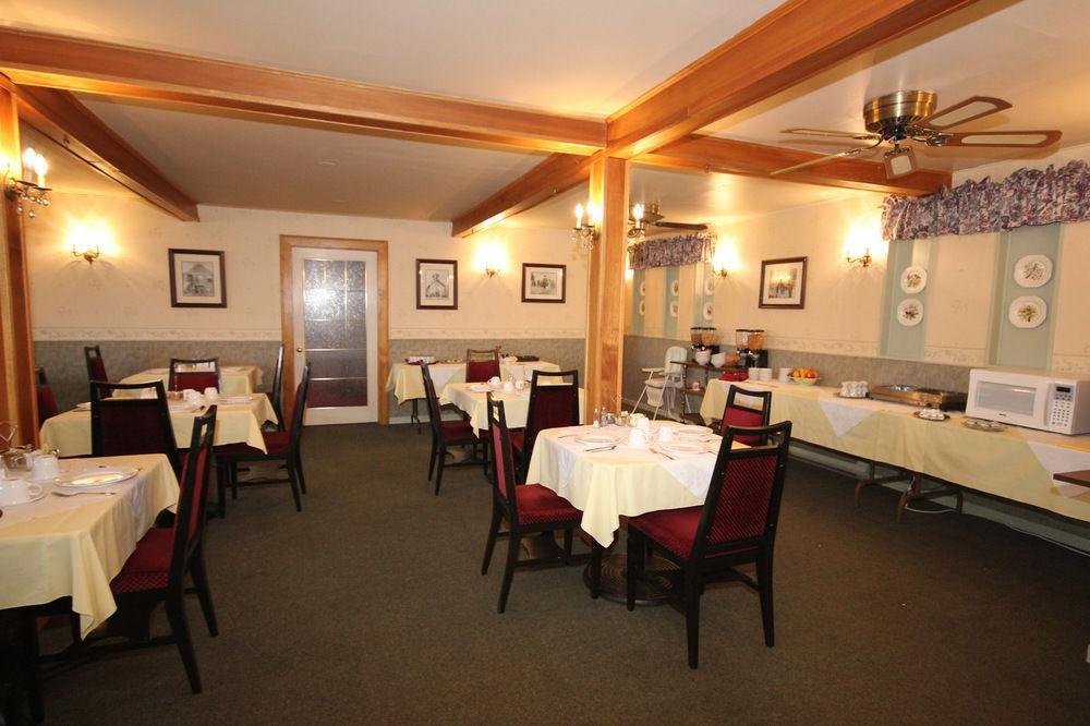 Tara Manor Inn St. Andrews By The Sea Exterior foto