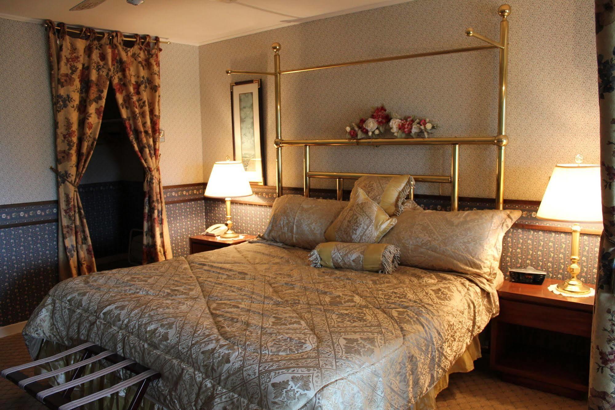 Tara Manor Inn St. Andrews By The Sea Exterior foto